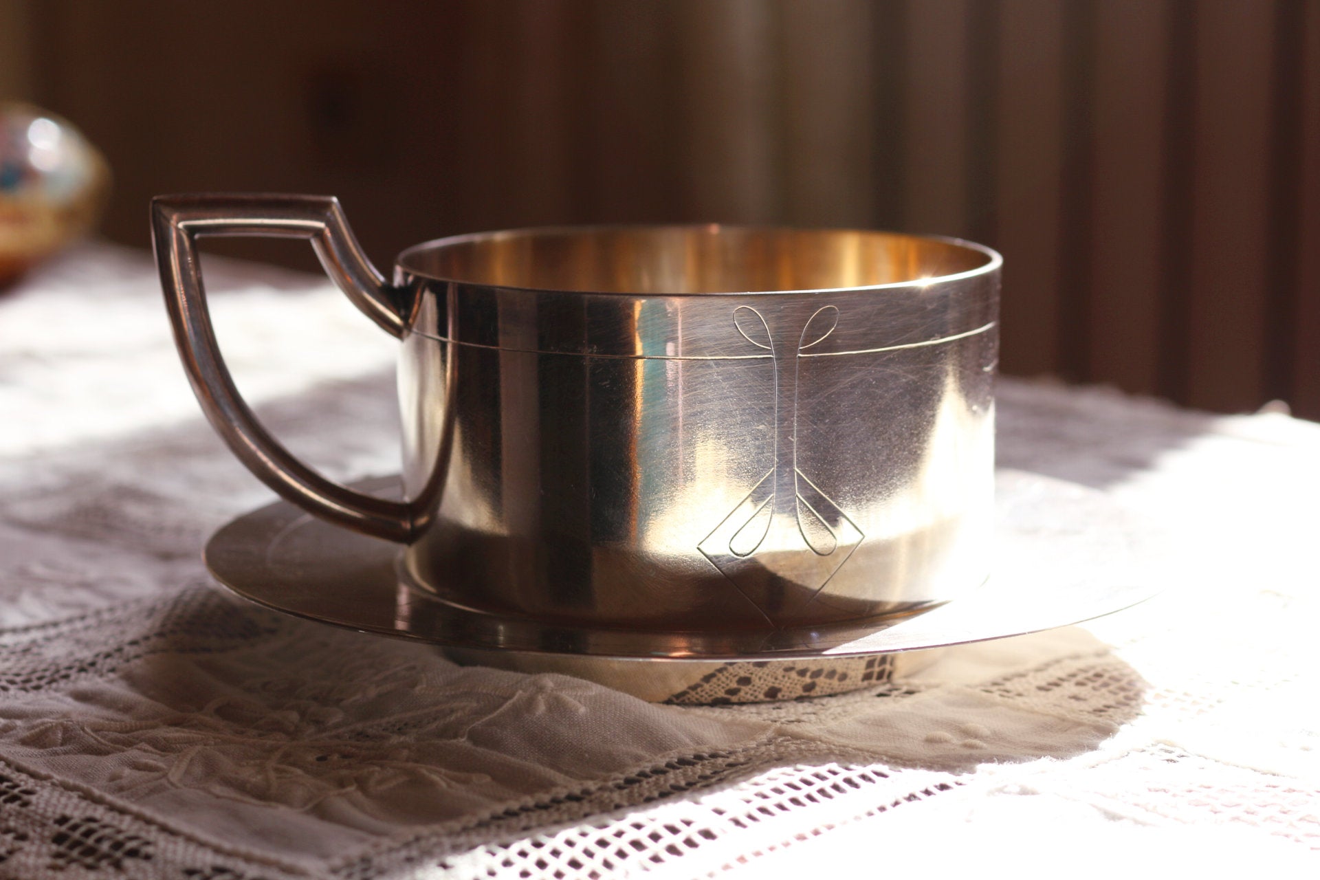 Taza y Plato elaborado en Plata Meneses
