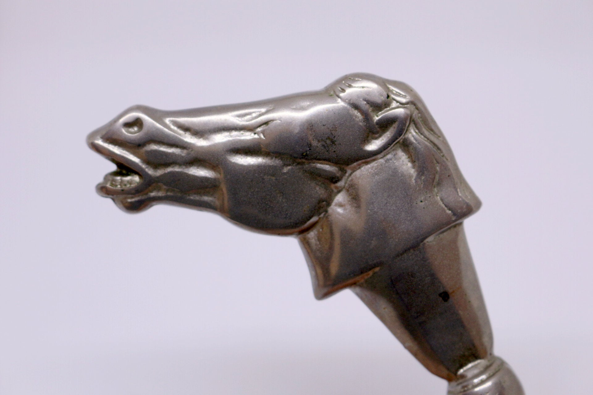 Abrebotellas Metallico Caballo