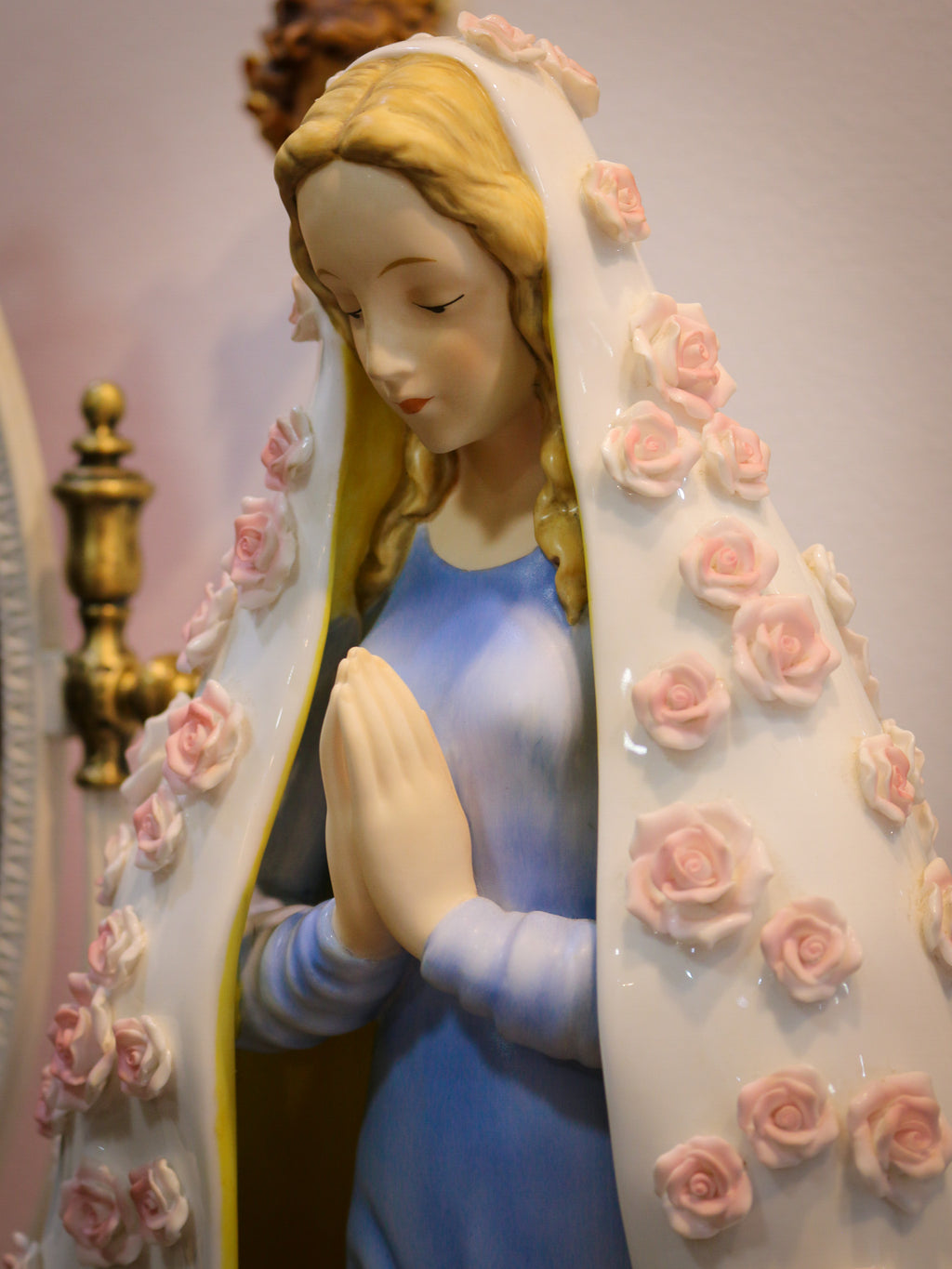 Virgen de las Rosas