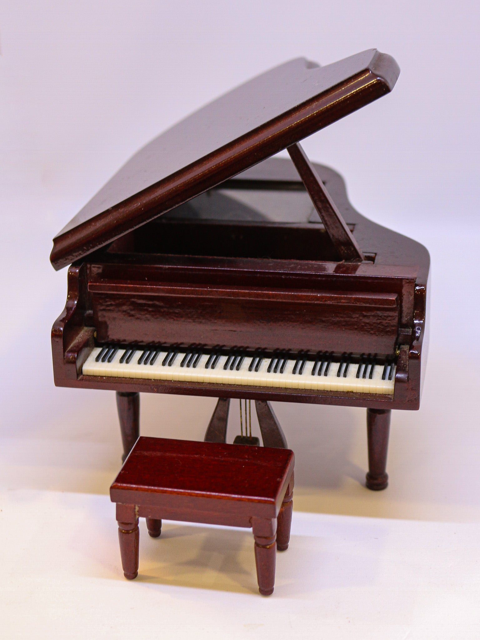 Caja Musical Piano