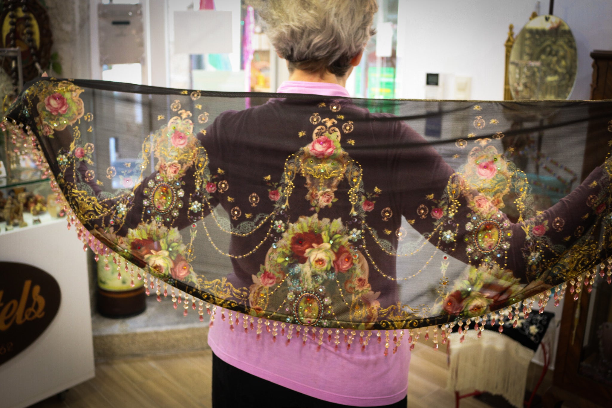 Chal "Michal Negrin: con Decoración en Cristales de Swarovski