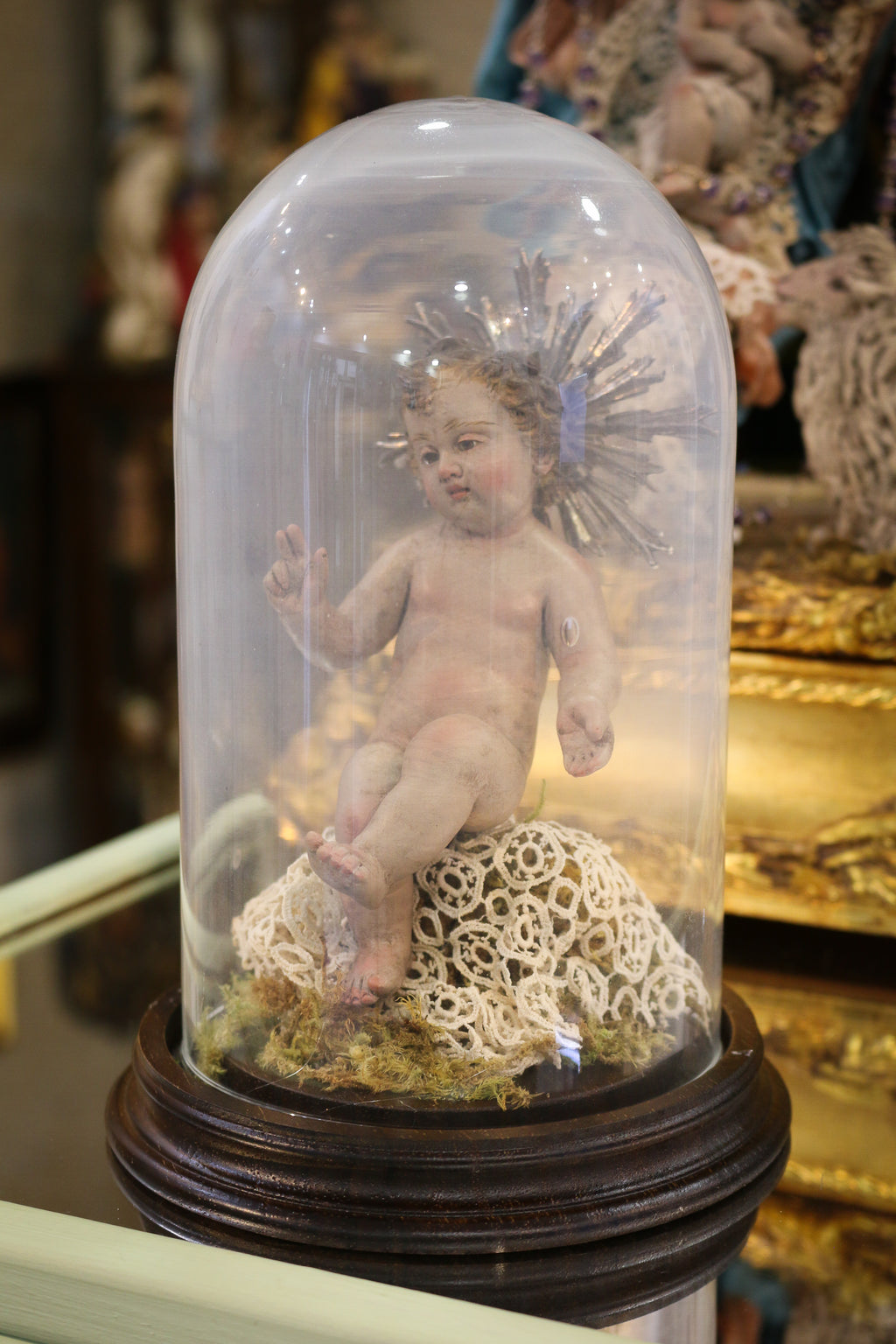 Jesus Bambino Madera Monsignore con Fanal