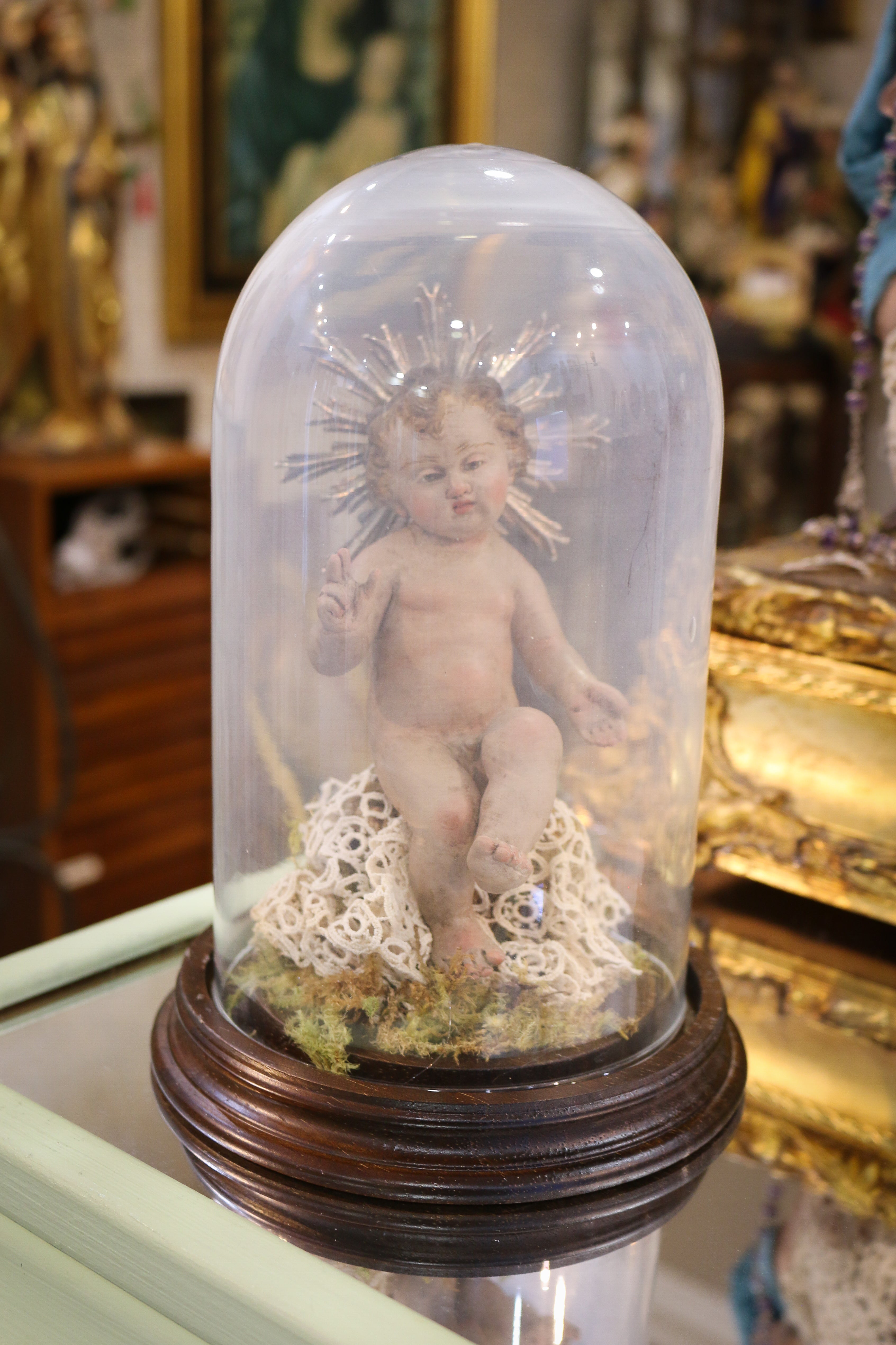 Jesus Bambino Madera Monsignore con Fanal