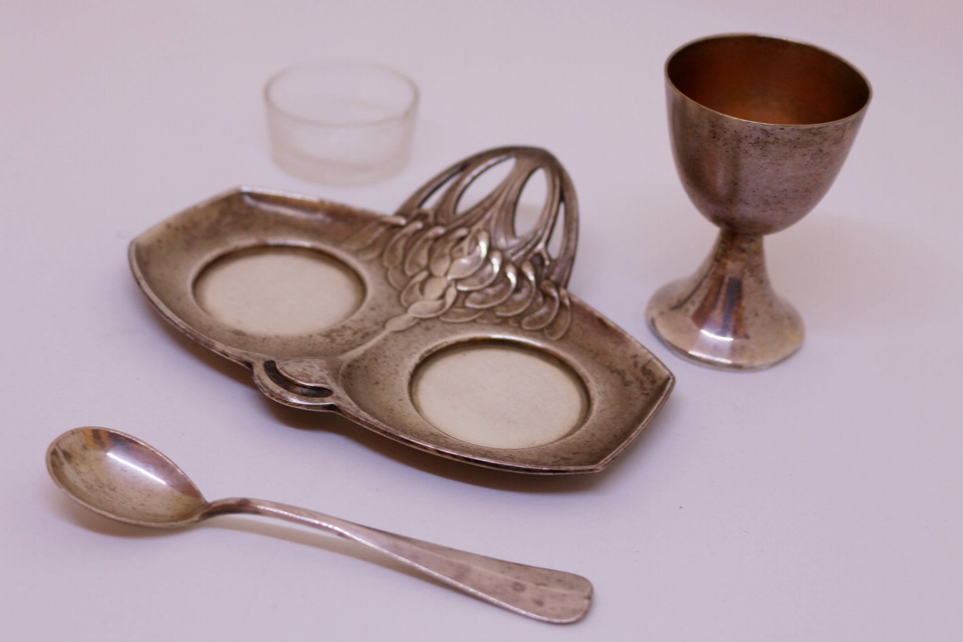 Recipiente Huevera de Plata